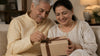 How to Choose a Meaningful Anniversary Gift for Parents